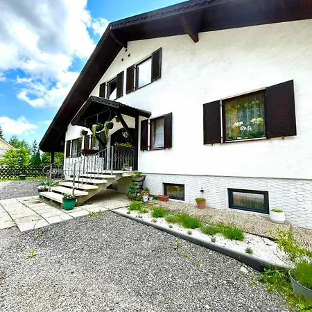 Natalie - Panorama Mit Bergblick, Semmering Appartement Steinhaus am Semmering